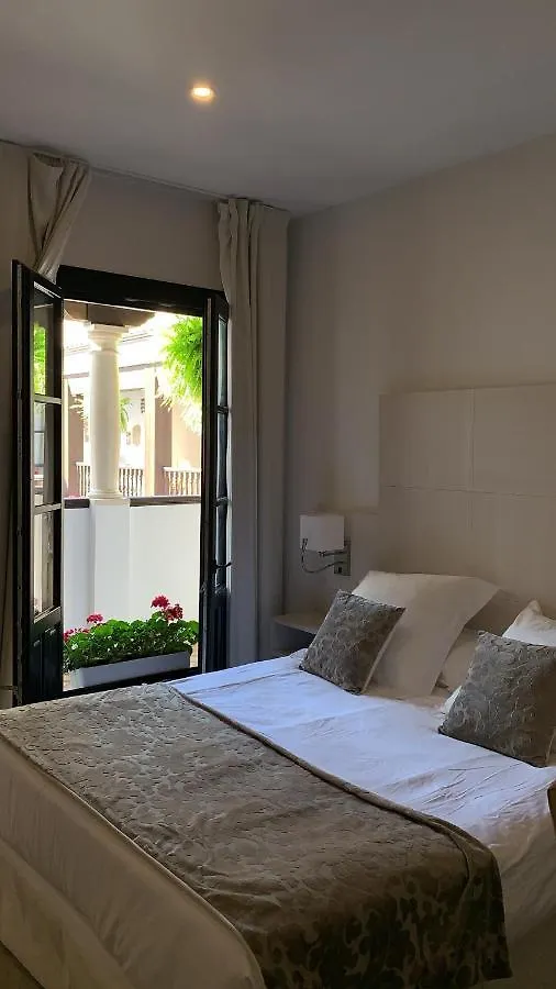 Suites La Posada De Pilar Cordoba 3*,